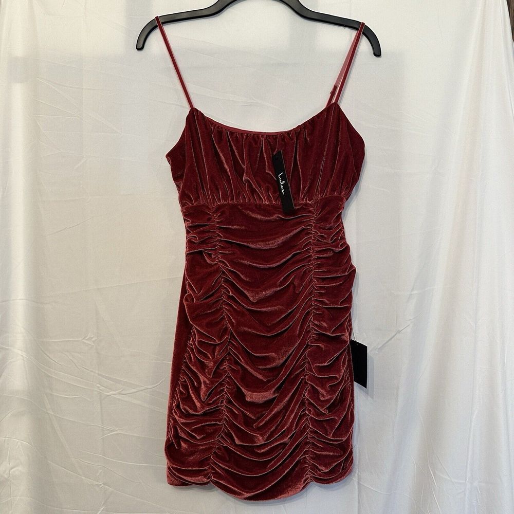 Lulus Size Small Happy Ours Berry Red Velvet‎ Ruched Bodycon Mini Dress NWT